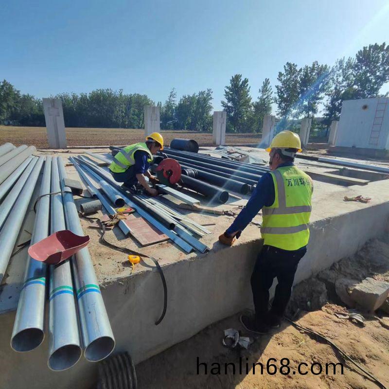 烈日高溫 萬川環保員工奮戰工地(di)保進度